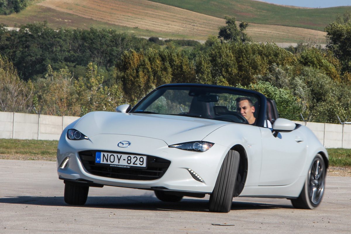MAZDA MX-5