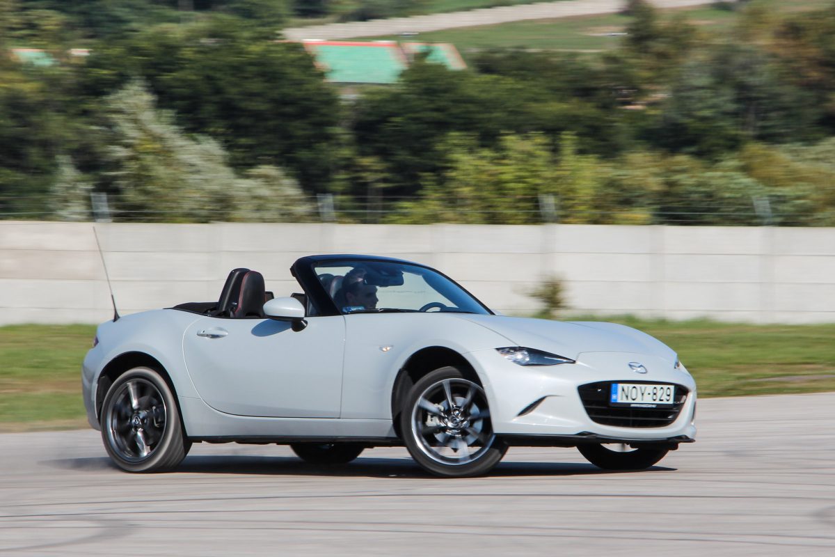 MAZDA MX-5