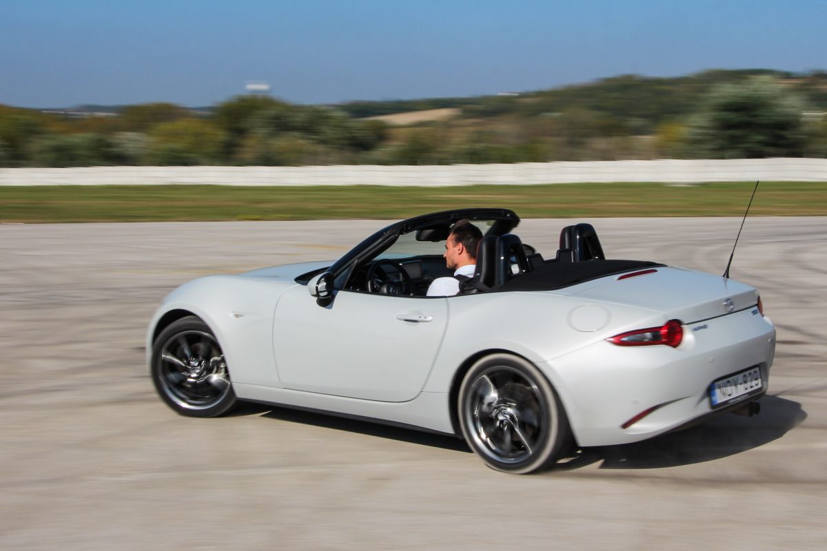 MAZDA MX-5