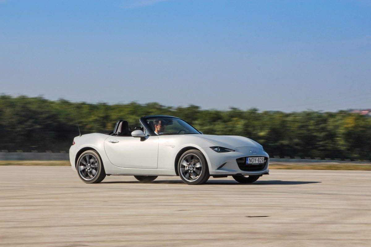 MAZDA MX-5