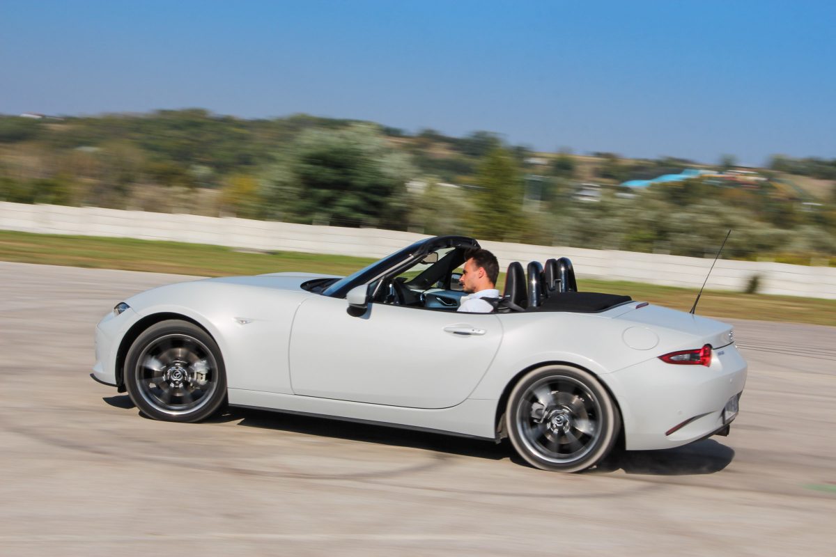 MAZDA MX-5