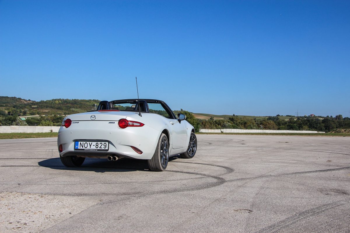 MAZDA MX-5