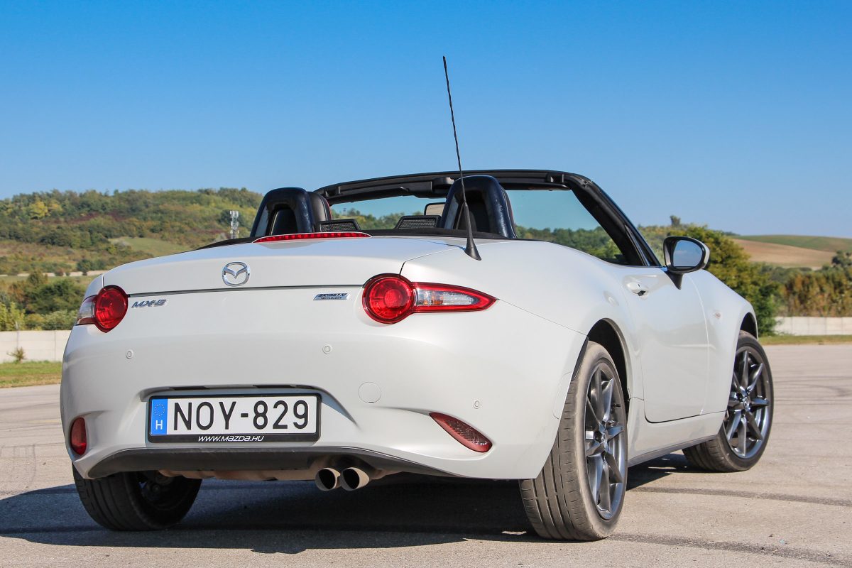 MAZDA MX-5