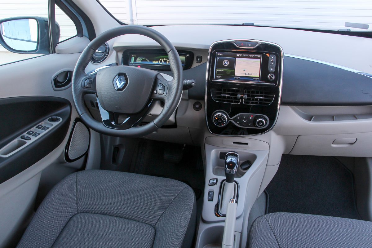 RENAULT ZOE