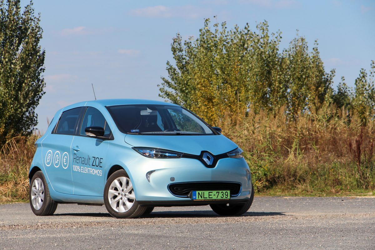 RENAULT ZOE