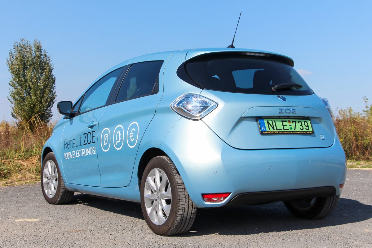 RENAULT ZOE