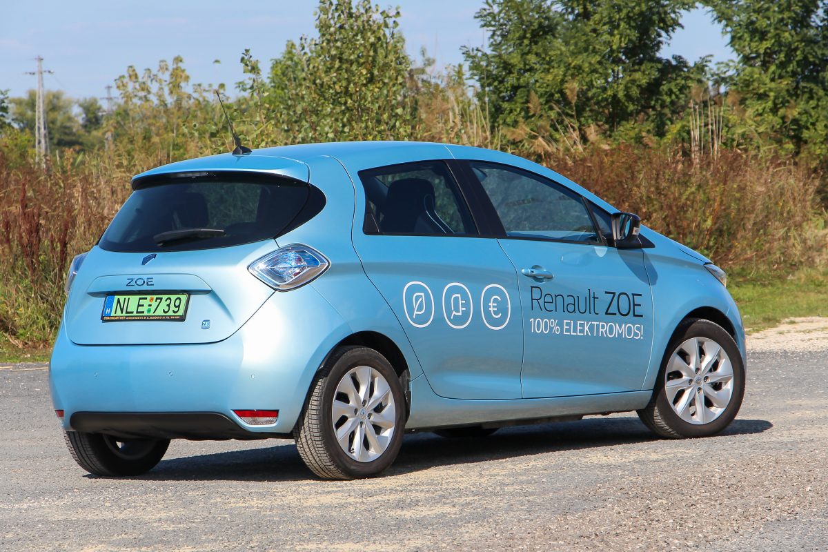 RENAULT ZOE