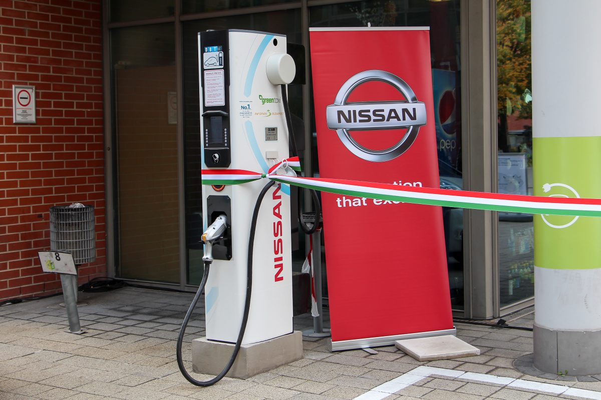 NISSAN