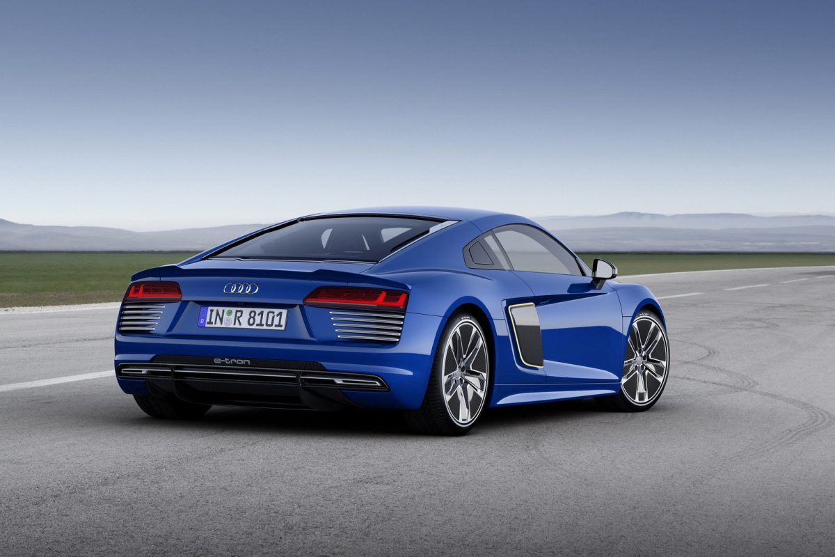 AUDI R8