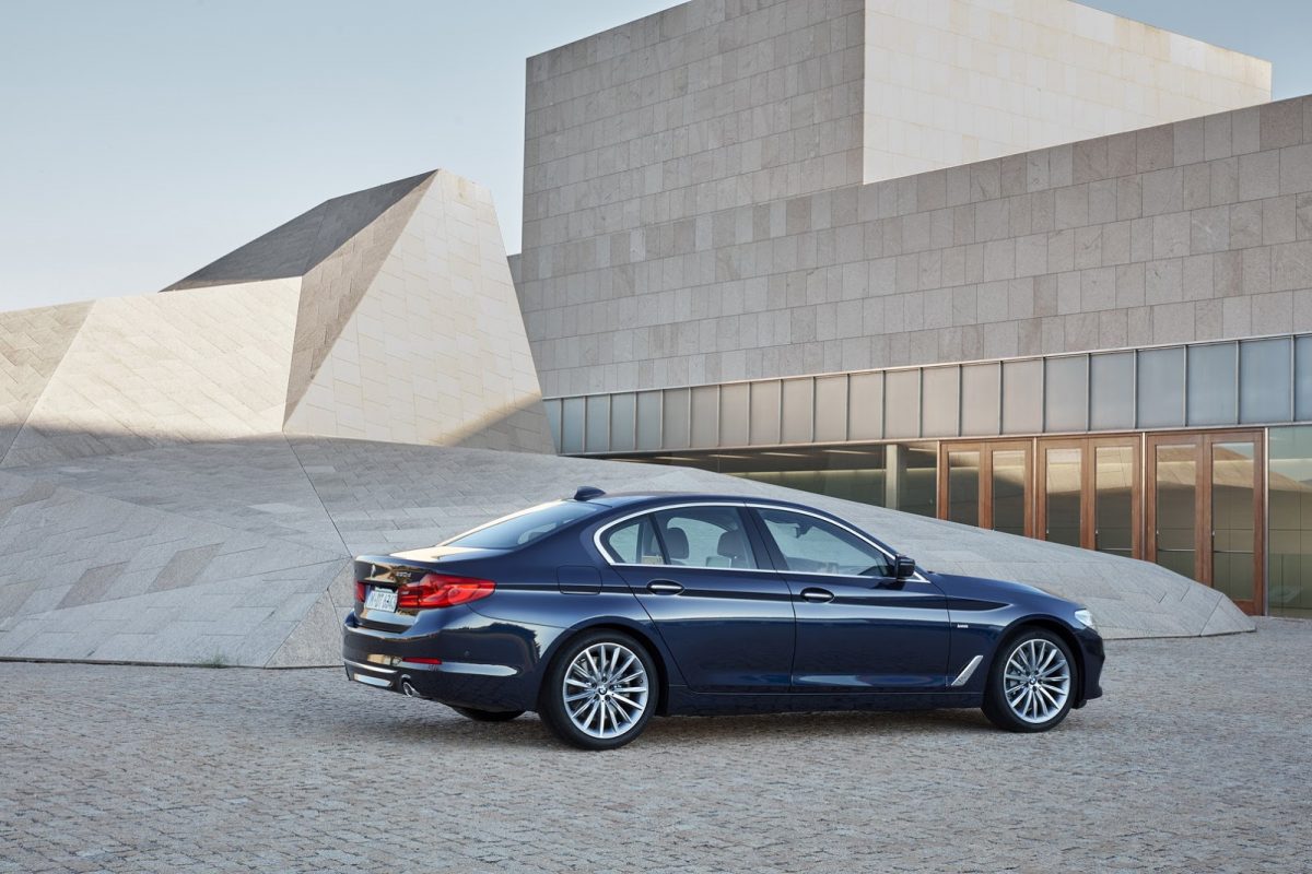 BMW 5-ÖS SOROZAT