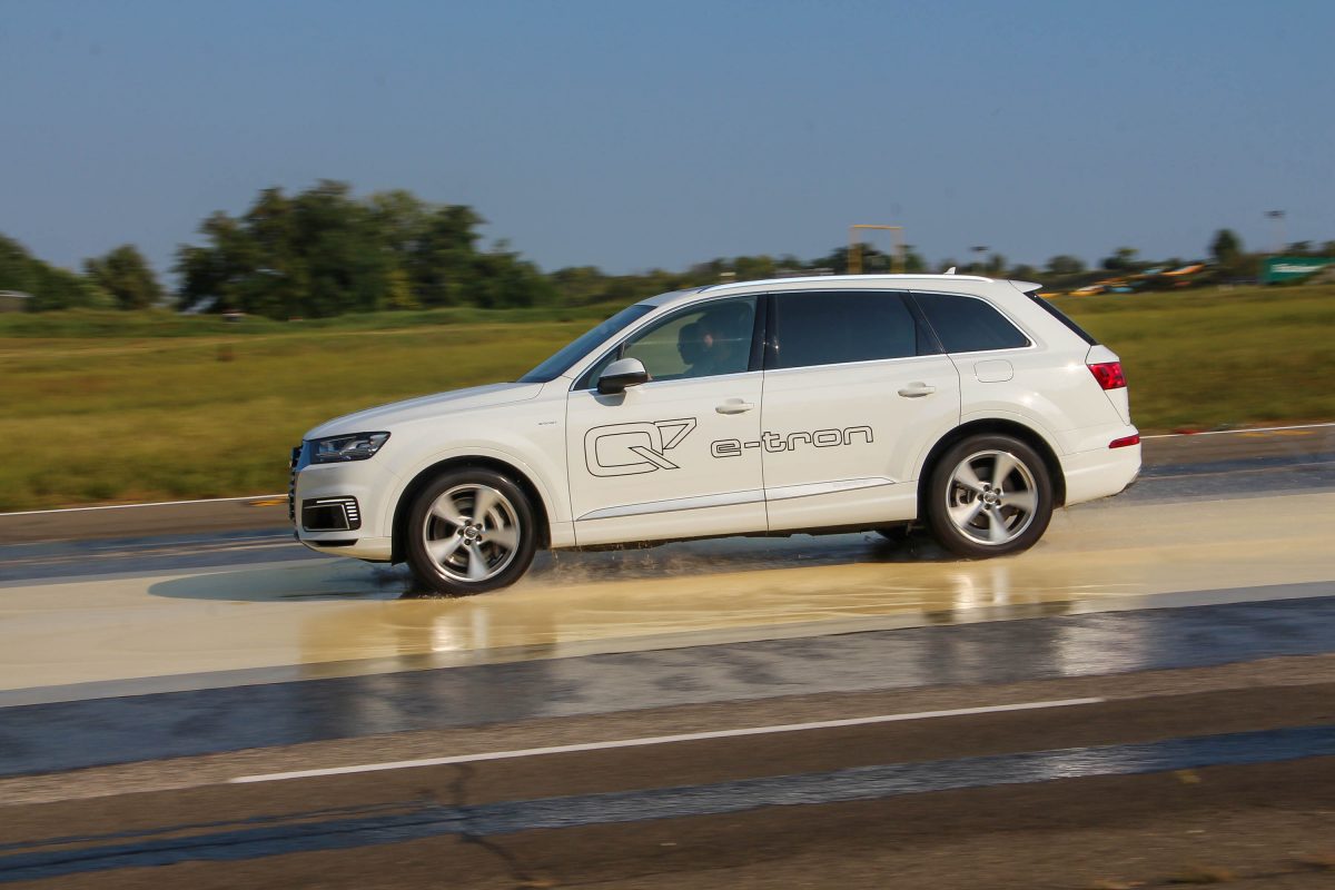AUDI