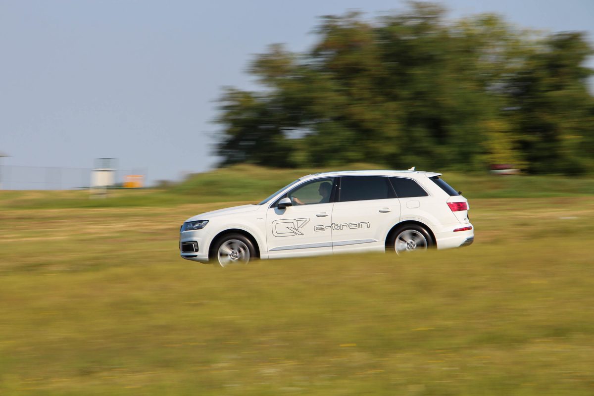 AUDI