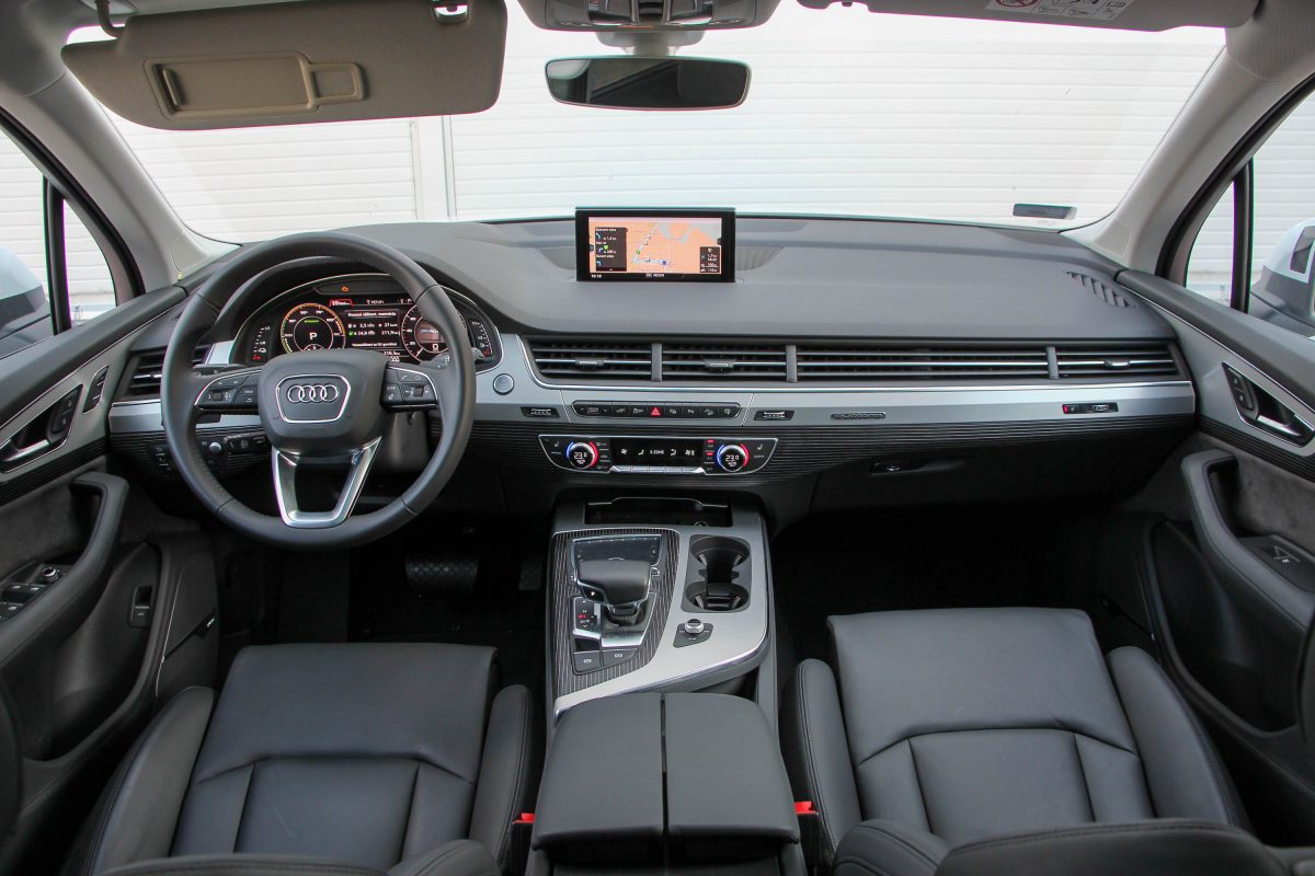 AUDI