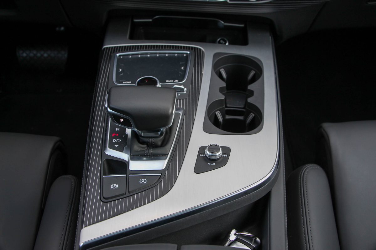AUDI