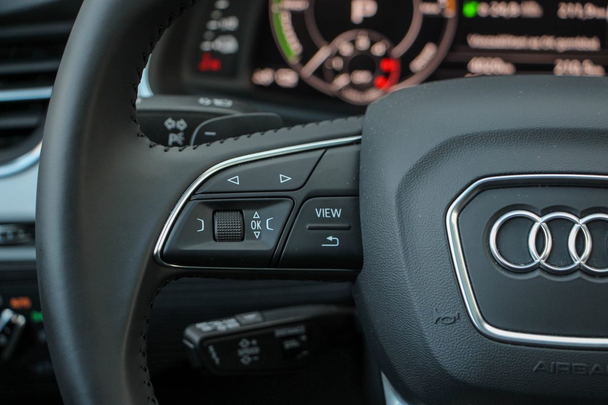 AUDI