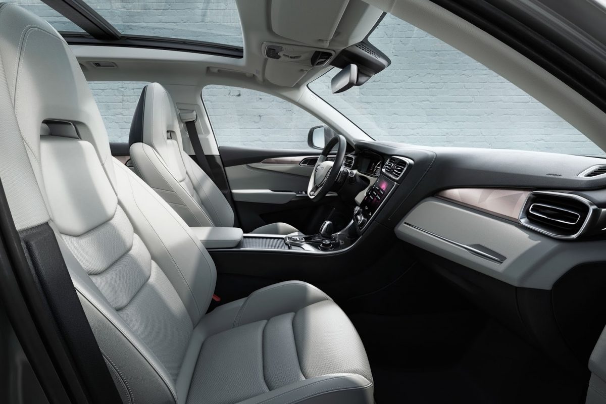 VOLVO