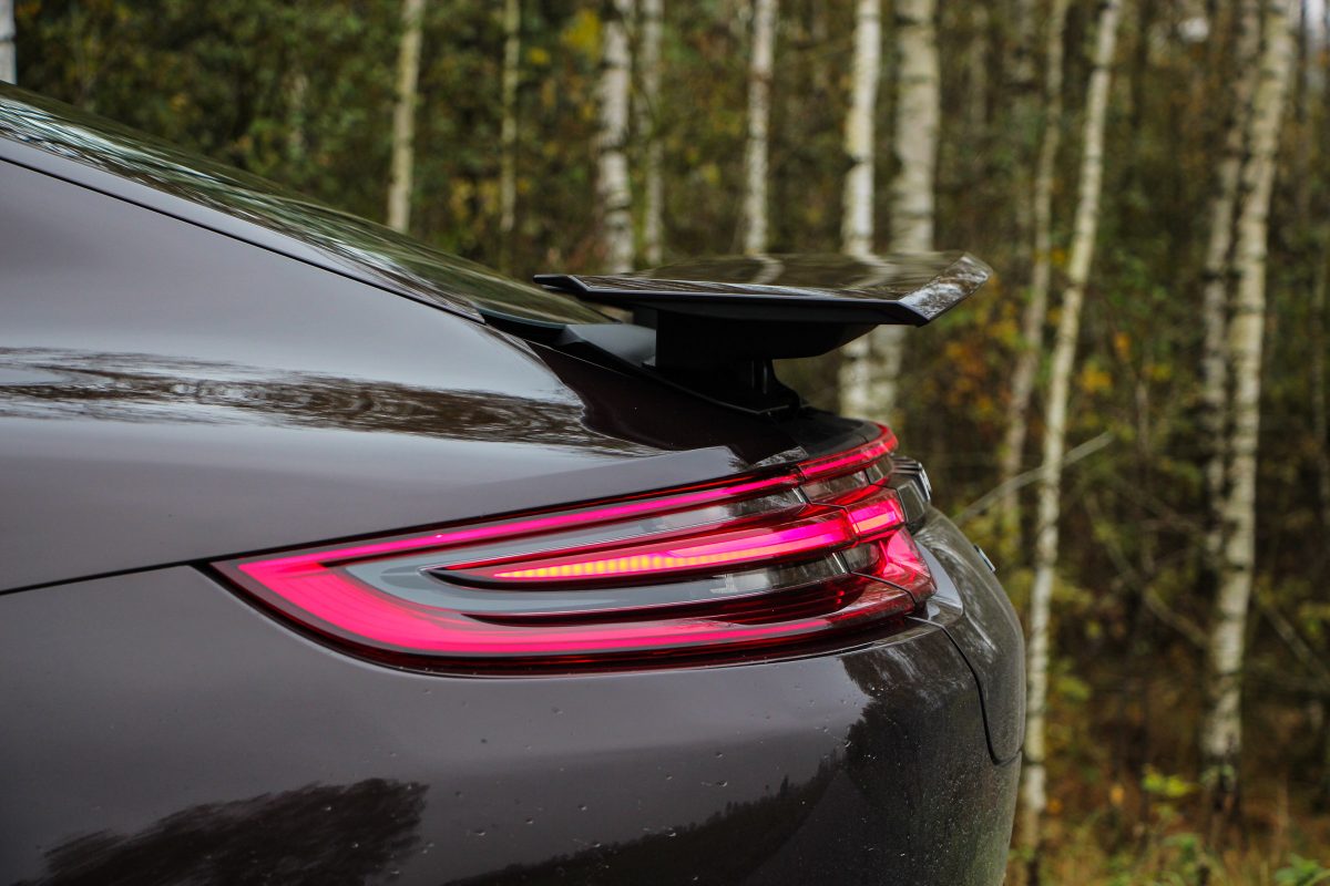 PORSCHE PANAMERA
