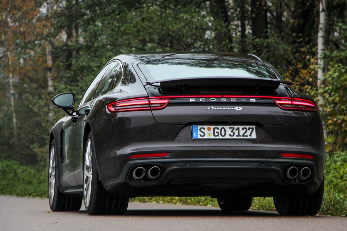 PORSCHE PANAMERA