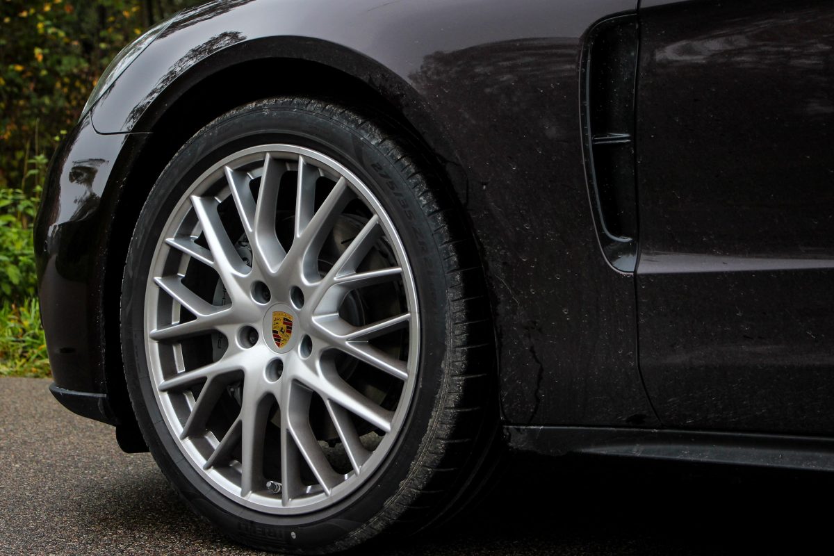 PORSCHE PANAMERA