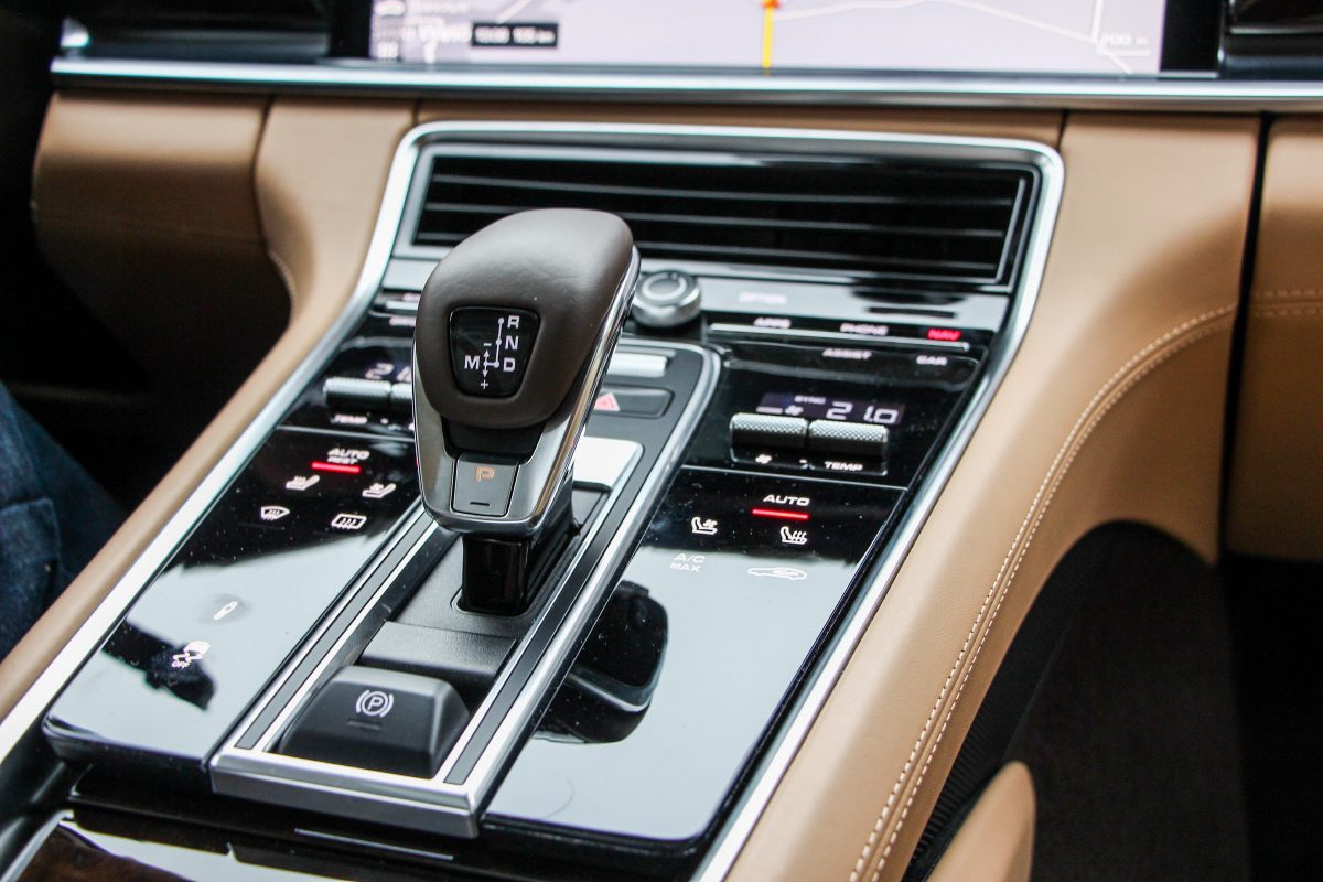 PORSCHE PANAMERA