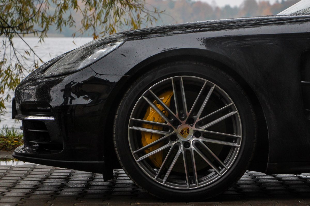 PORSCHE PANAMERA
