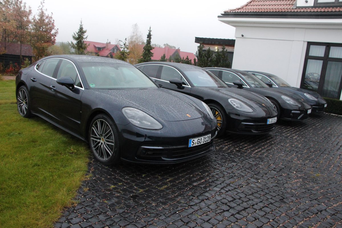 PORSCHE PANAMERA