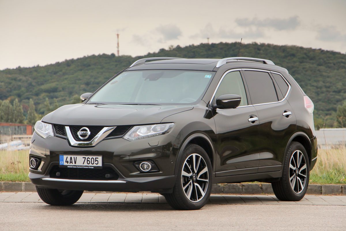 NISSAN X-TRAIL