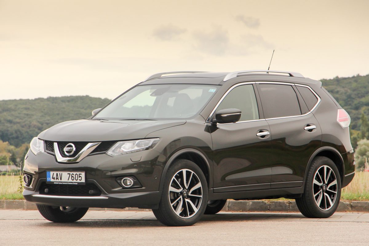 NISSAN X-TRAIL
