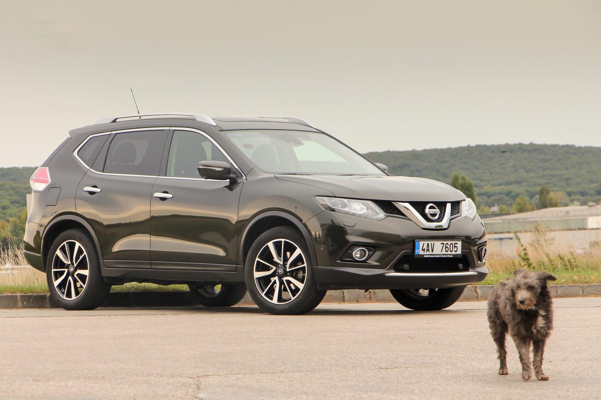 NISSAN X-TRAIL