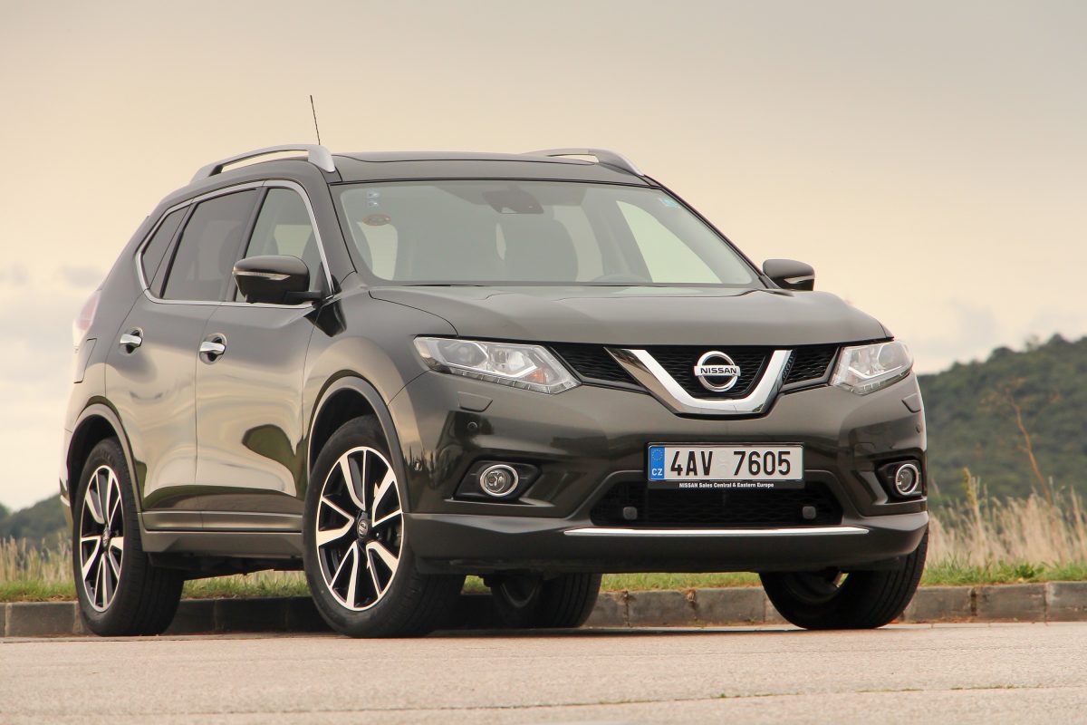 NISSAN X-TRAIL