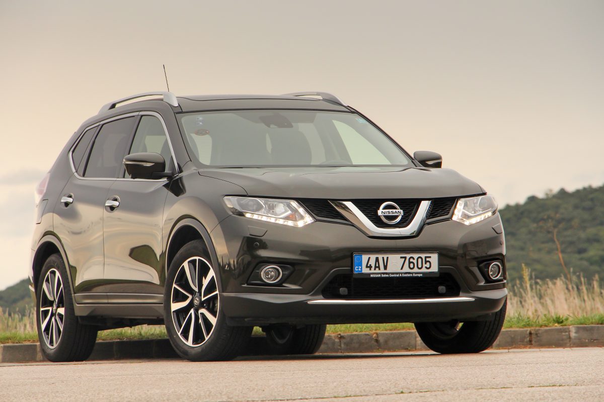 NISSAN X-TRAIL