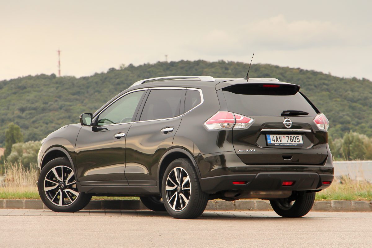 NISSAN X-TRAIL