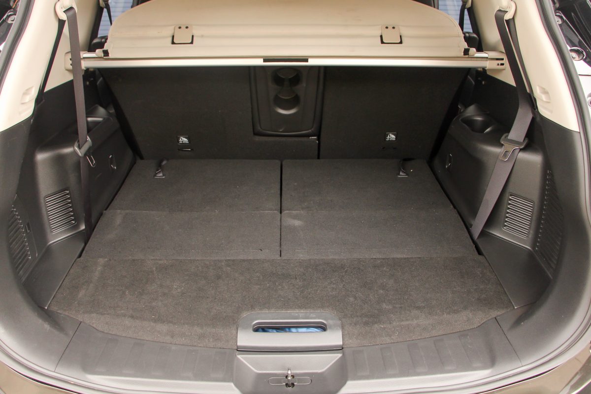 NISSAN X-TRAIL