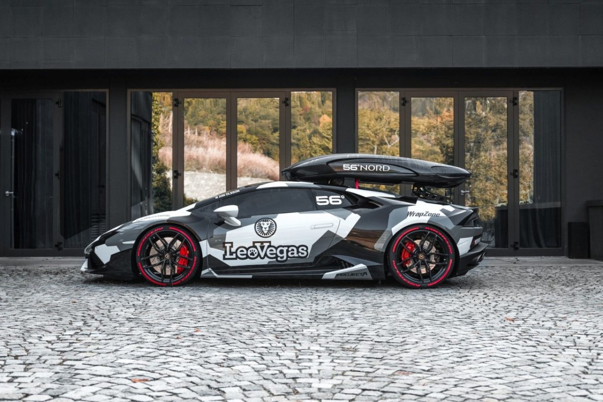 LAMBORGHINI