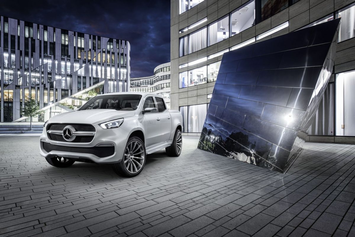 MERCEDES-BENZ