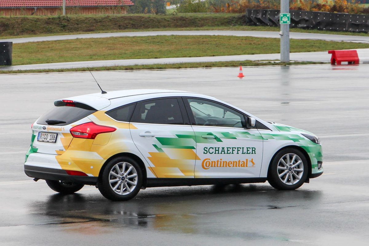 FORD FOCUS