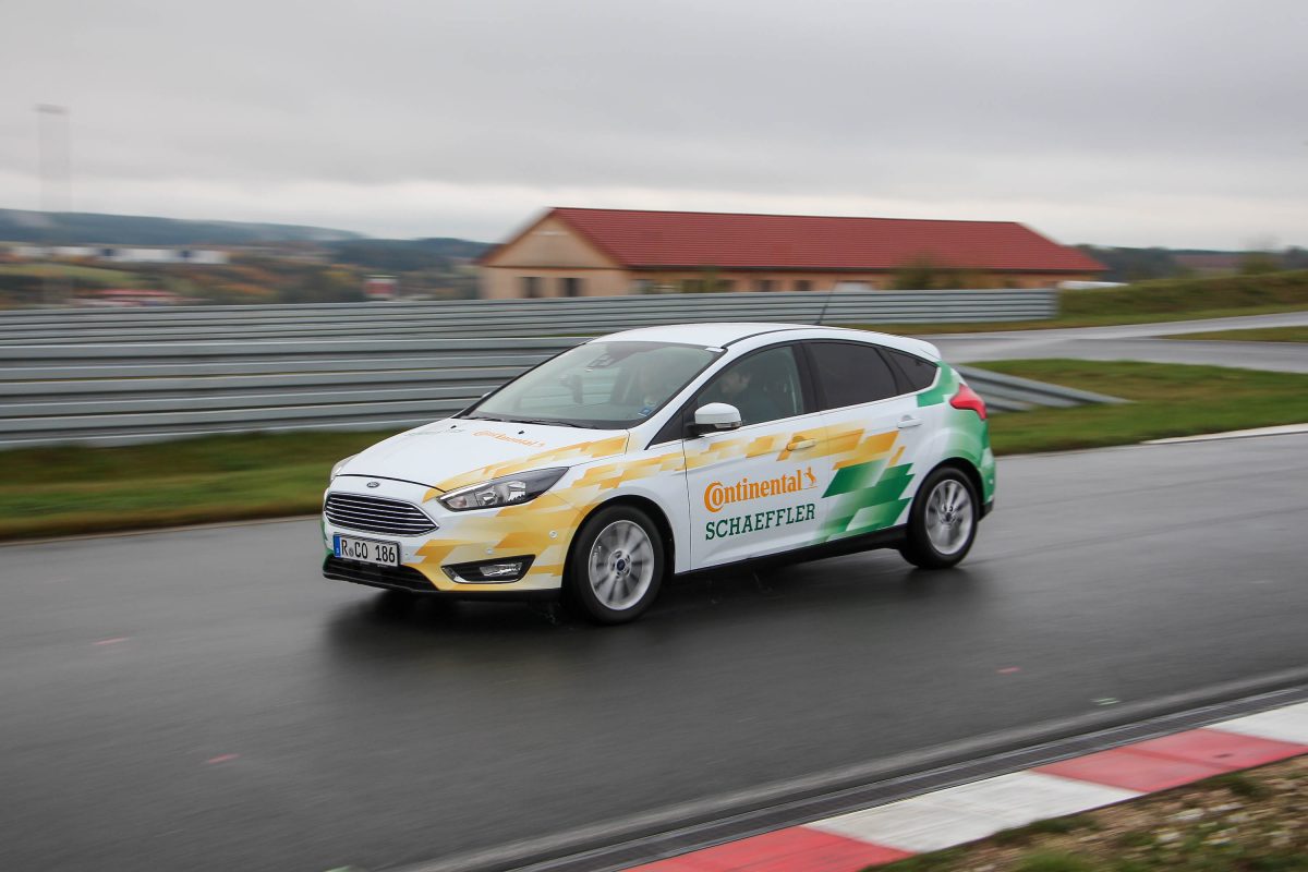 FORD FOCUS
