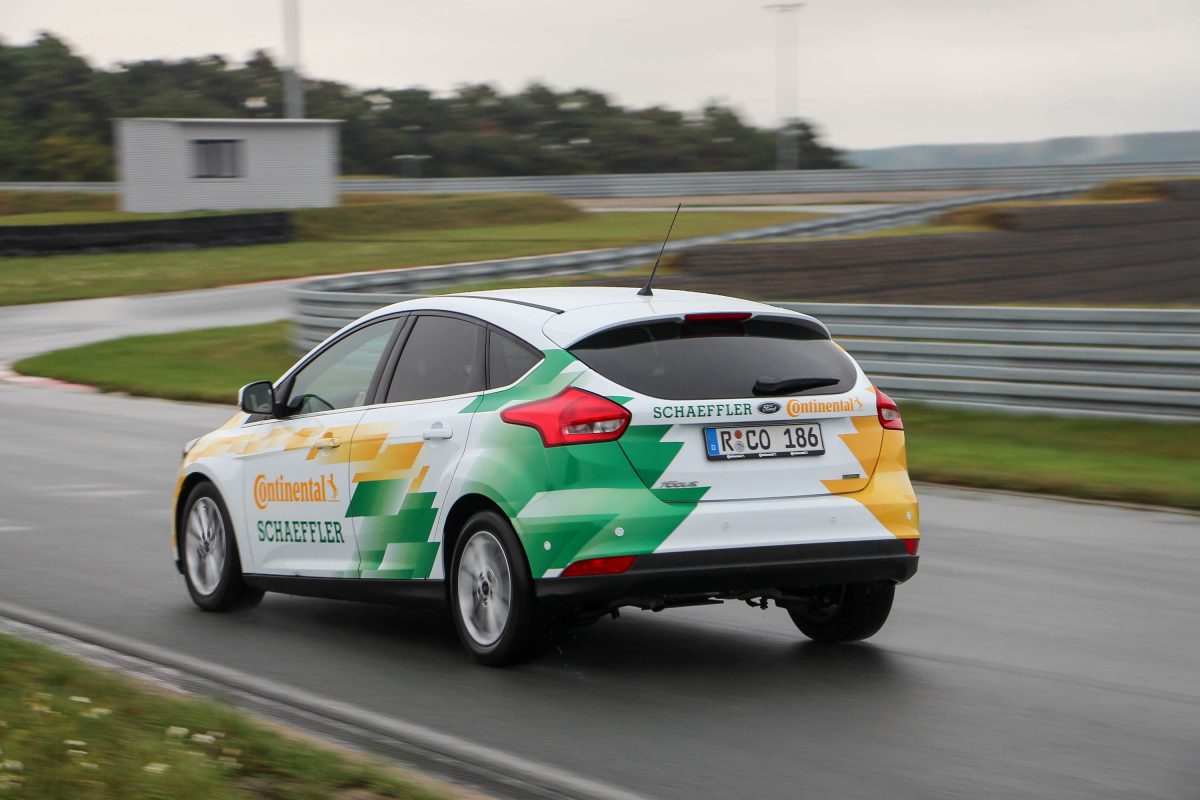 FORD FOCUS