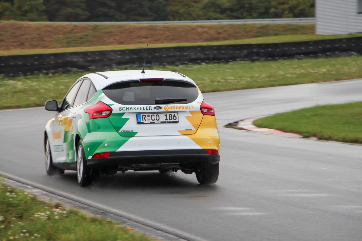 FORD FOCUS