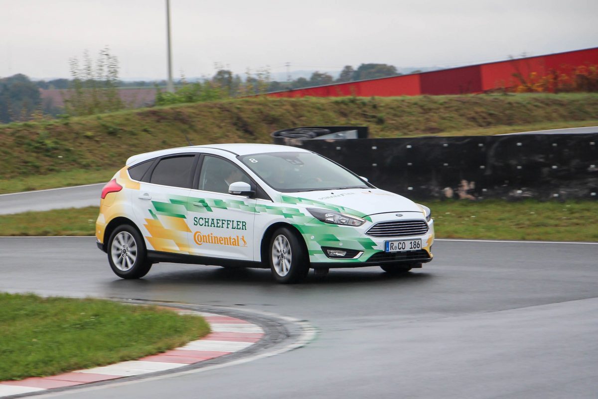 FORD FOCUS
