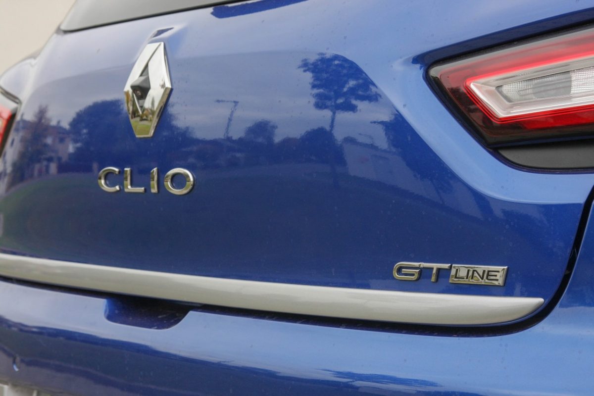 RENAULT CLIO