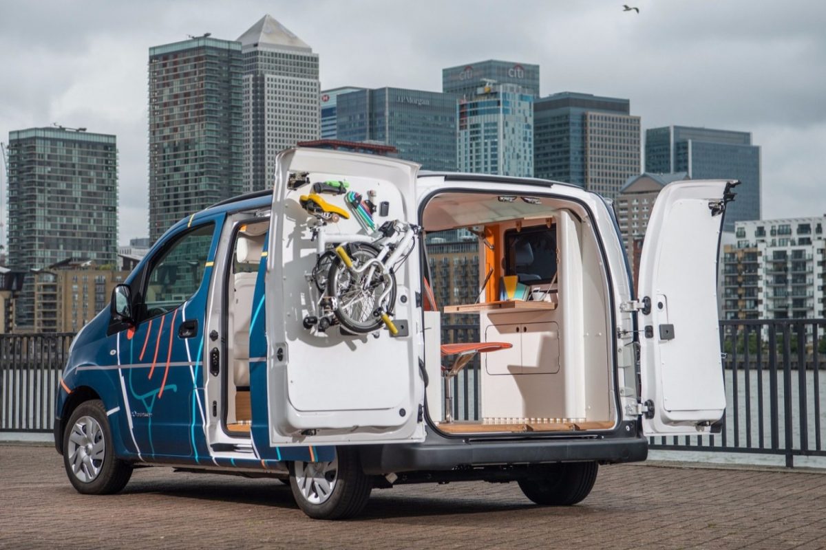 NISSAN NV200