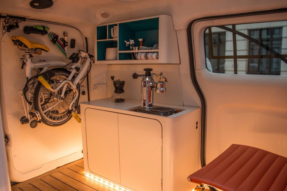 NISSAN NV200