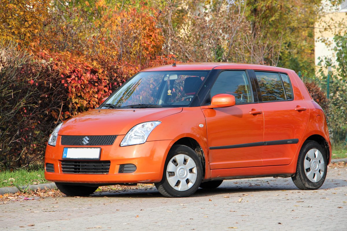 SUZUKI SWIFT