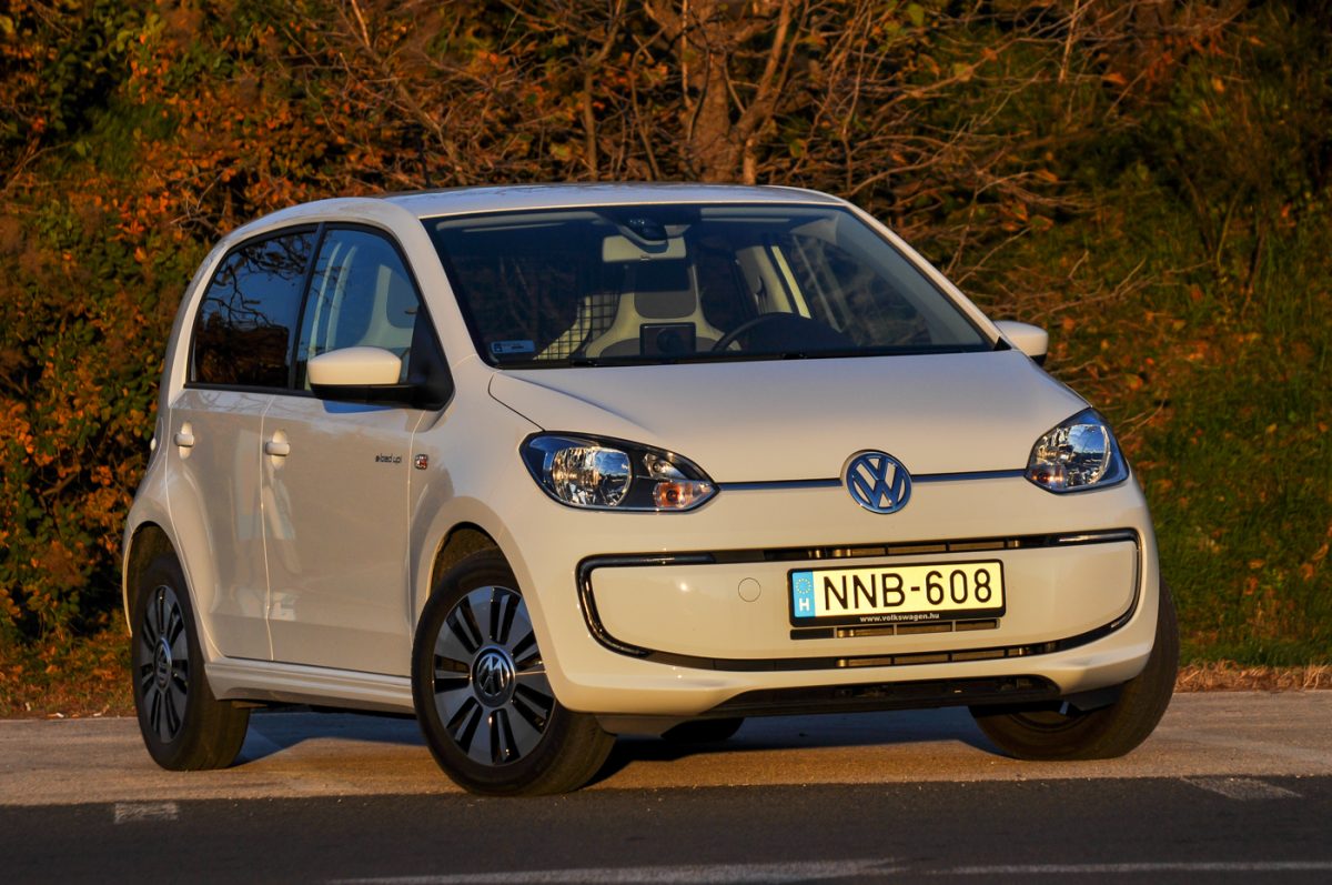VOLKSWAGEN UP