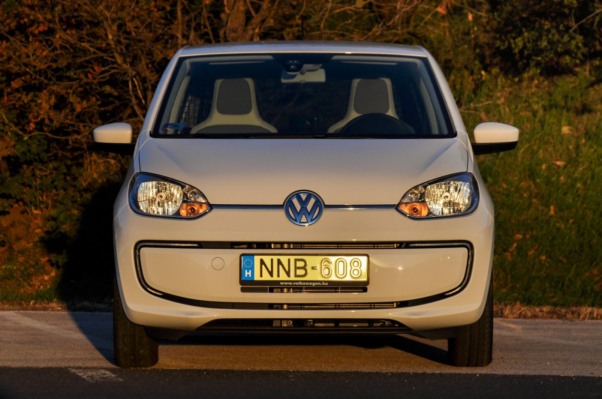 VOLKSWAGEN UP