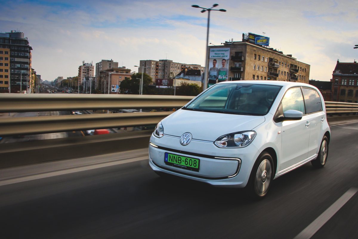 VOLKSWAGEN UP