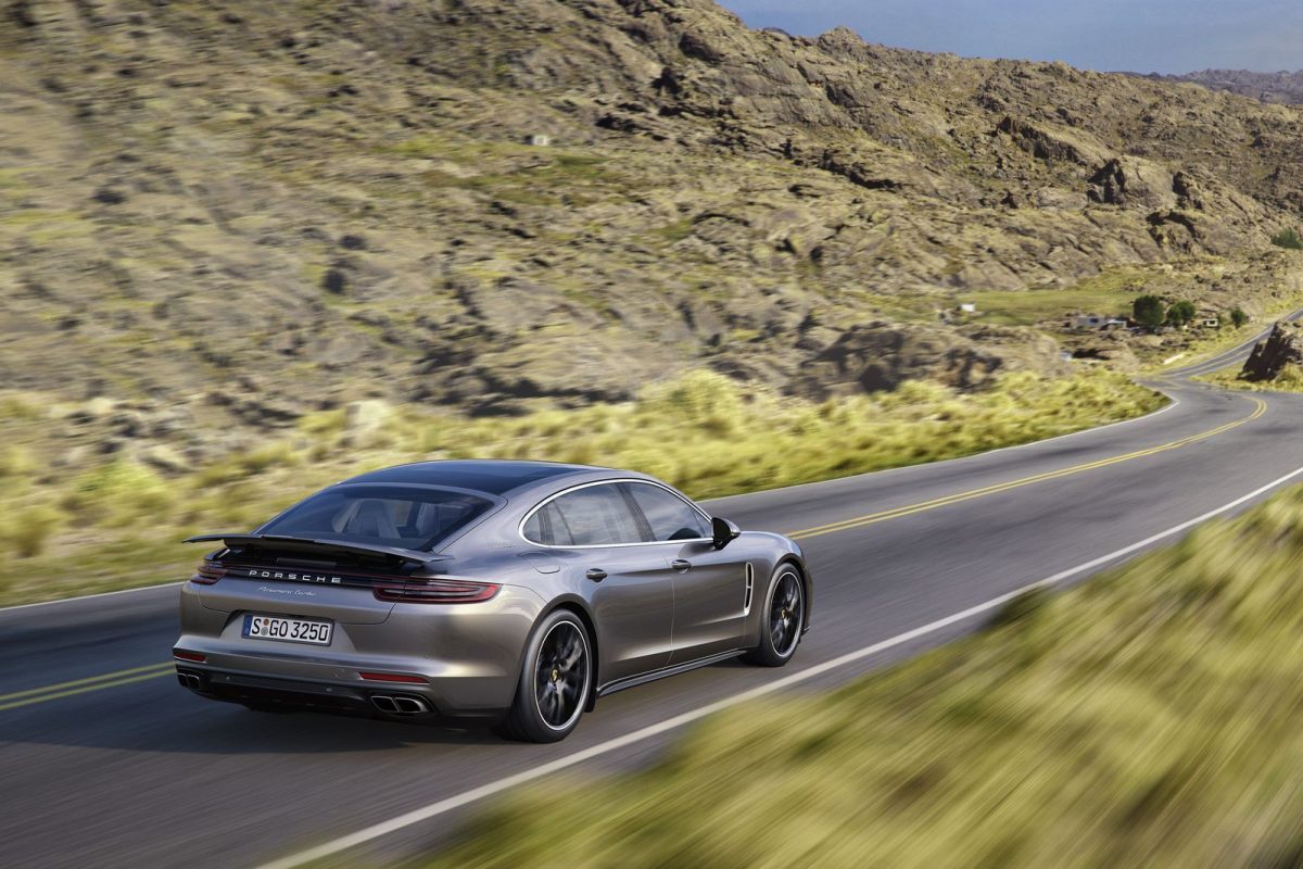 PORSCHE PANAMERA
