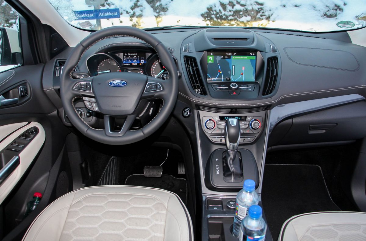 FORD KUGA