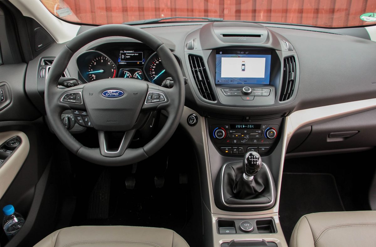 FORD KUGA